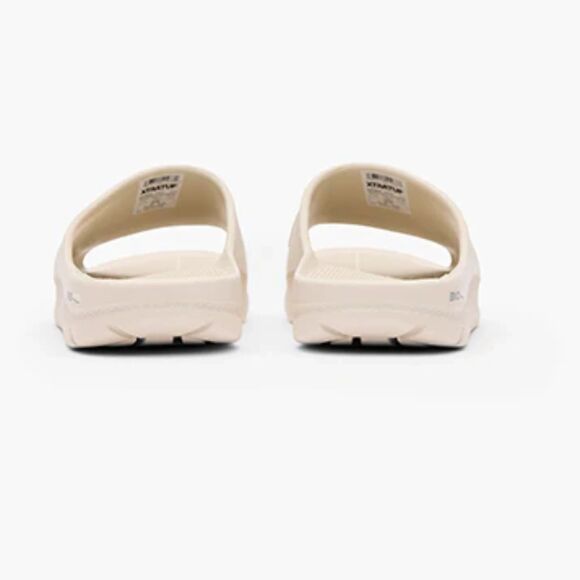 Xtratuf Women's Size 6 Après Fish Outdoor Slide Sandals Cream - Picture 3 of 6